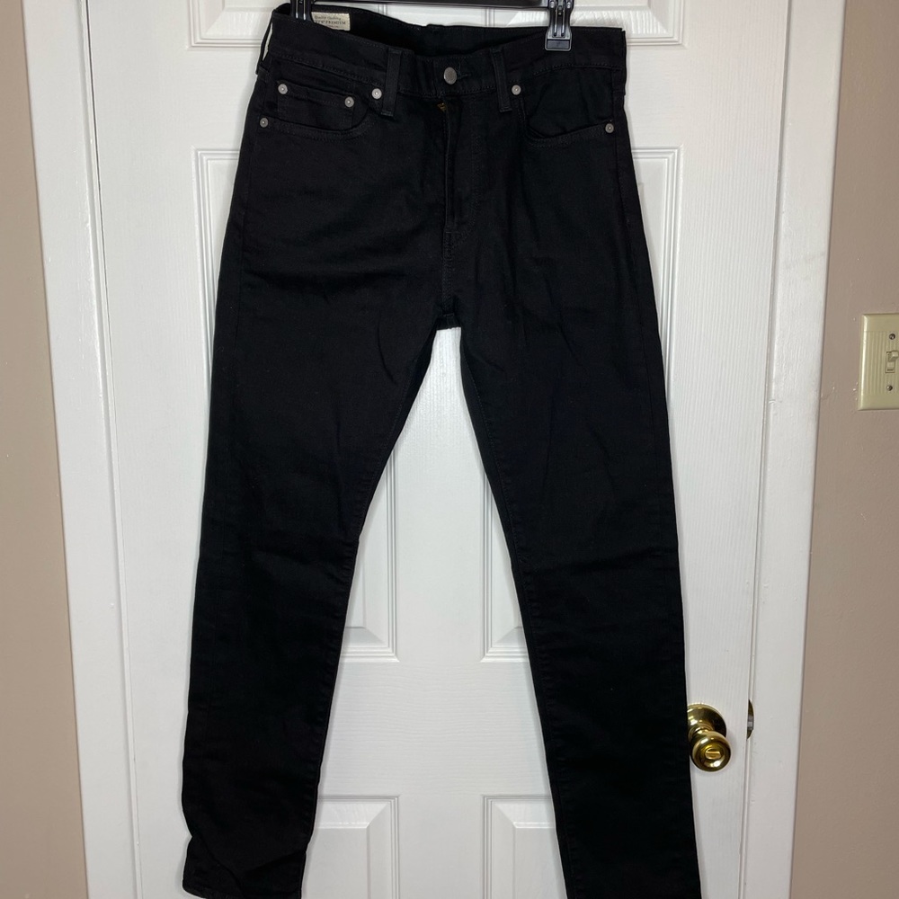 Levi’s Black Jeans Size 32 Slim Fit